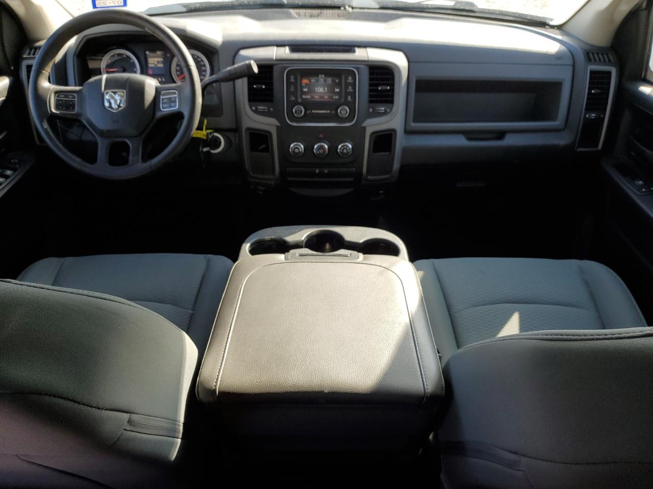 2016 RAM 1500 - Image 8