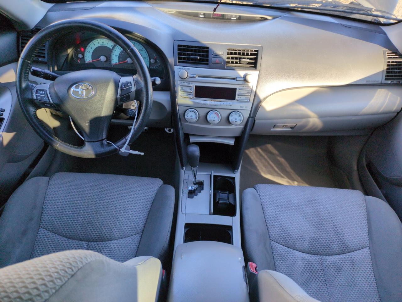 2011 Toyota Camry - Image 8