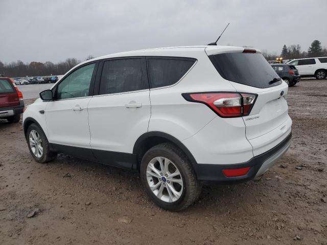 Паркетники FORD ESCAPE 2017 Белы