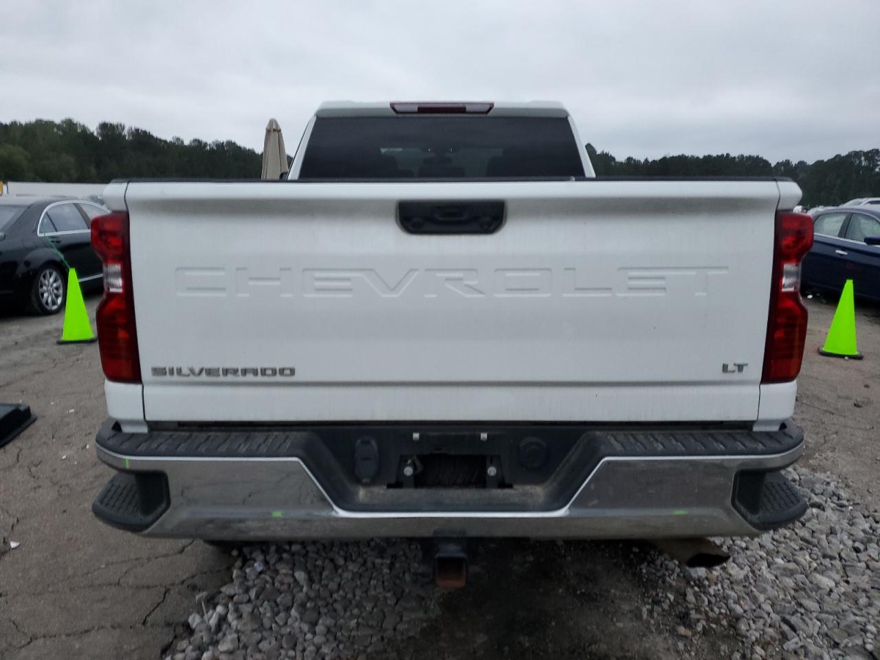 2022 Chevrolet Silverado - Image 6