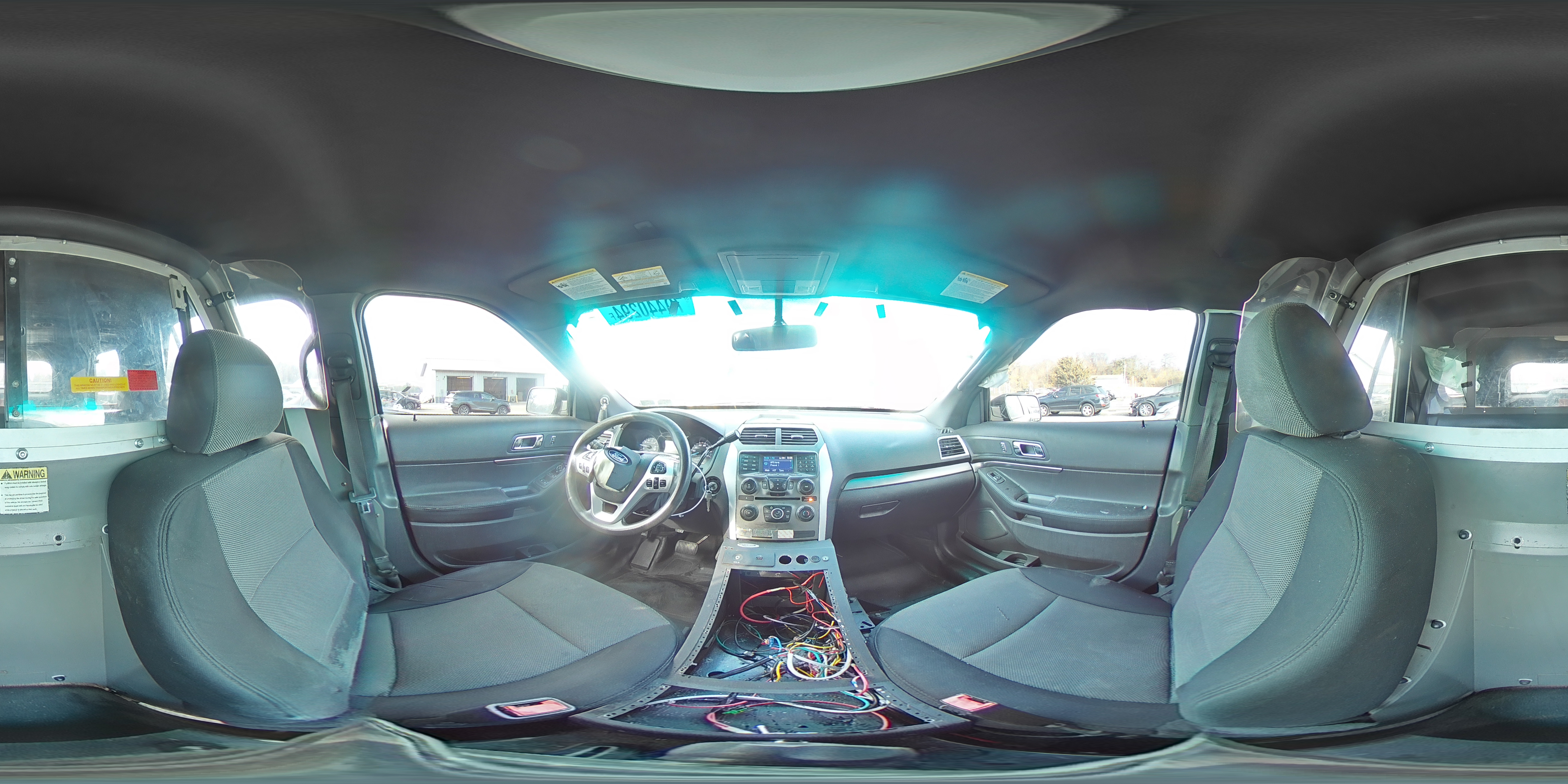 2014 Ford Explorer - Image 16