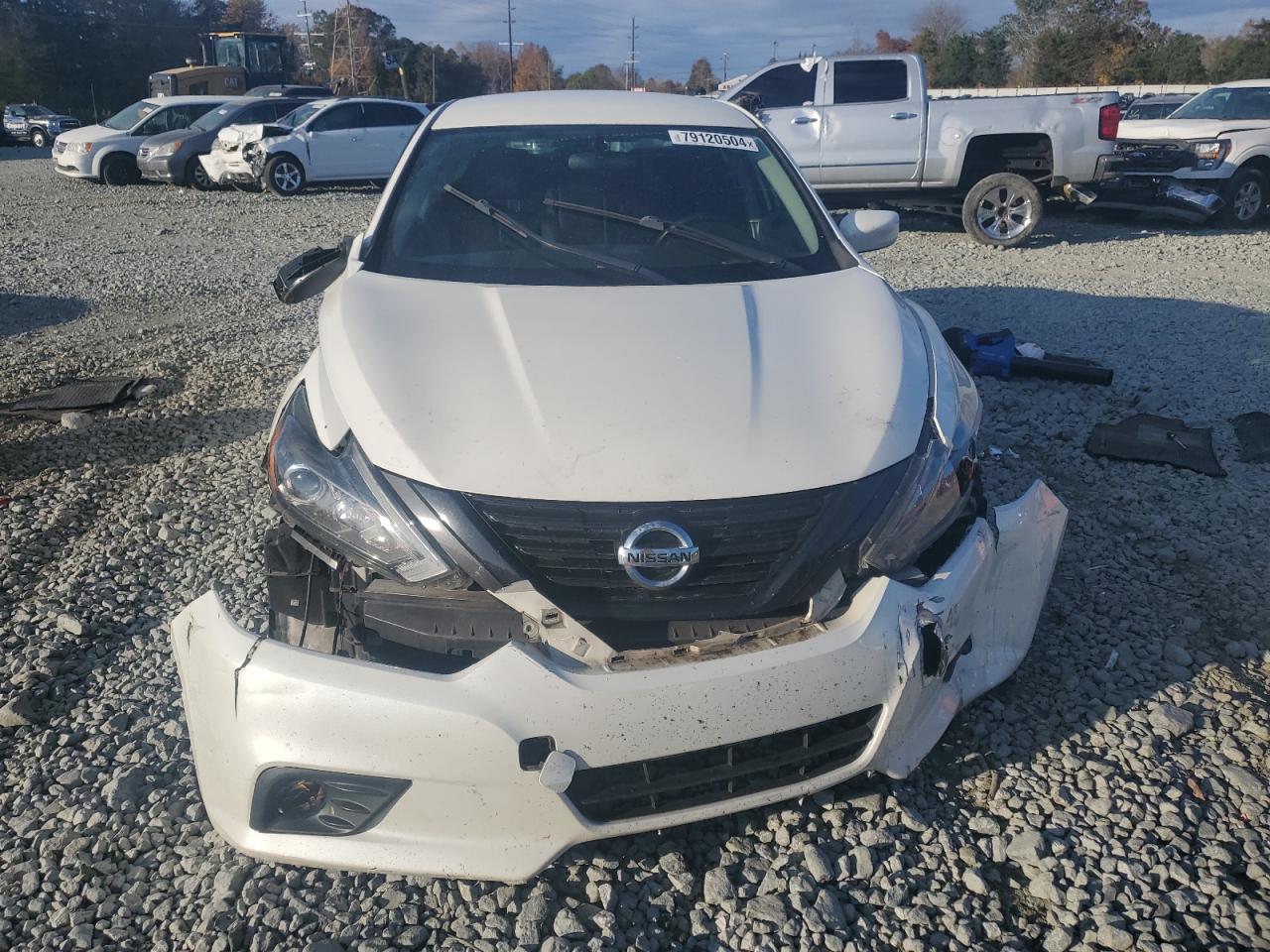 2018 Nissan Altima - Image 5
