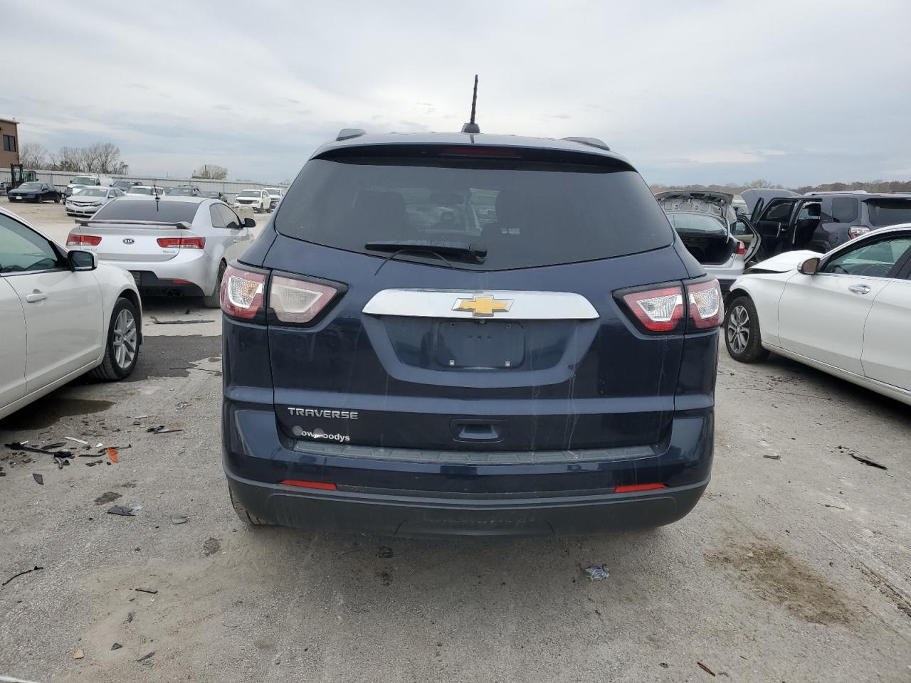 2017 Chevrolet Traverse - Image 6