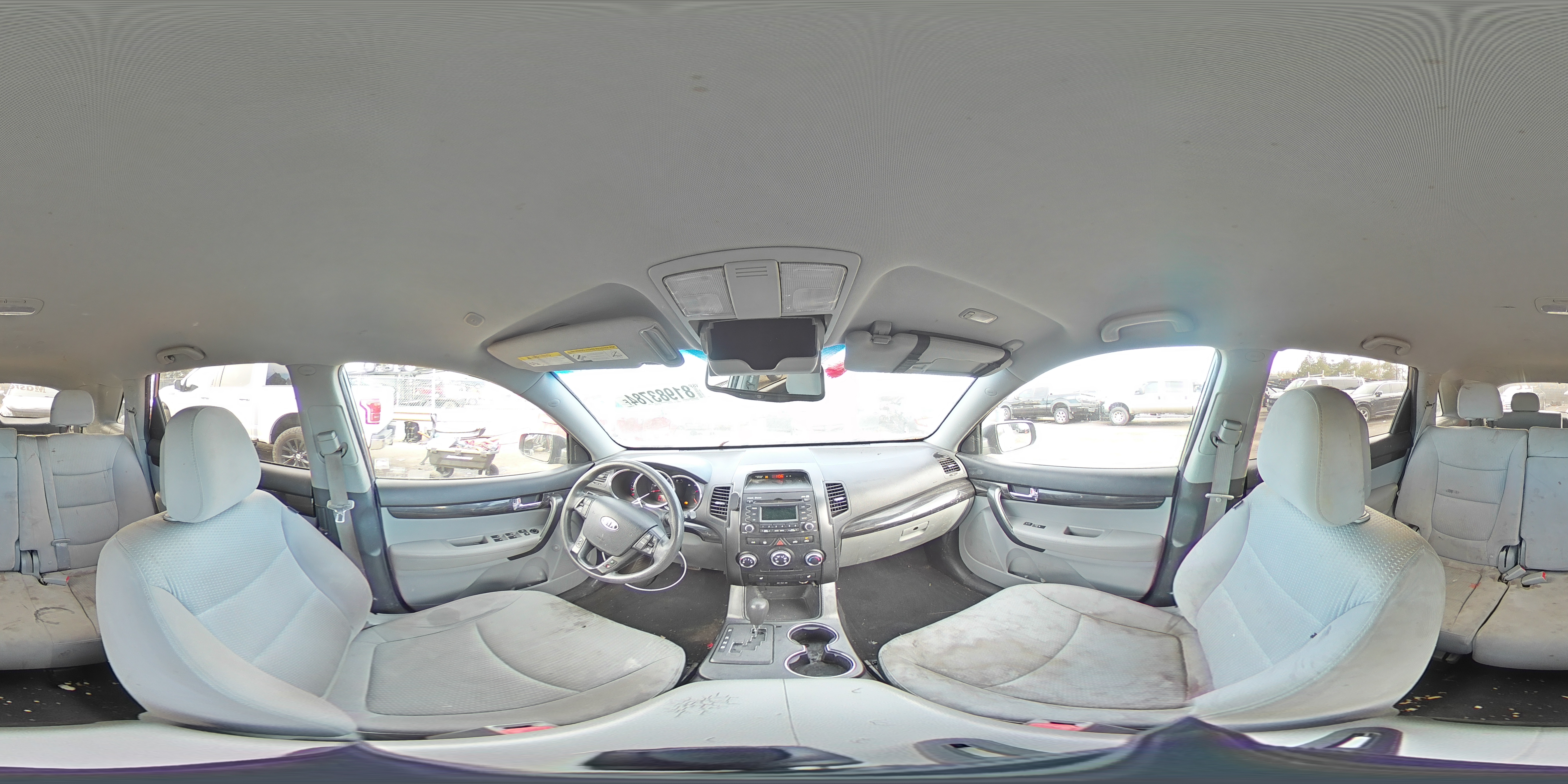 2012 Kia Sorento - Image 13