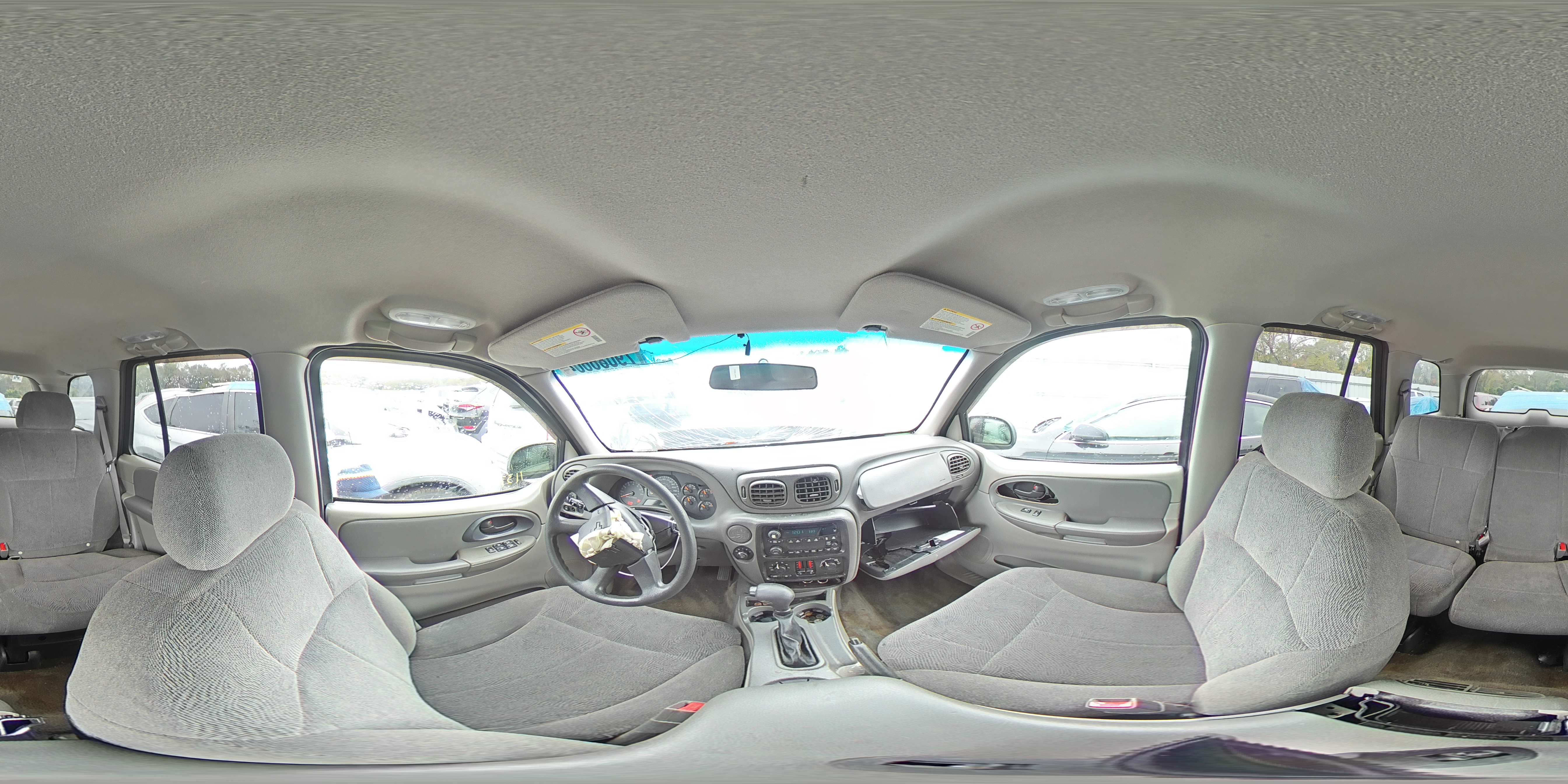 2004 Chevrolet TrailBlazer - Image 13