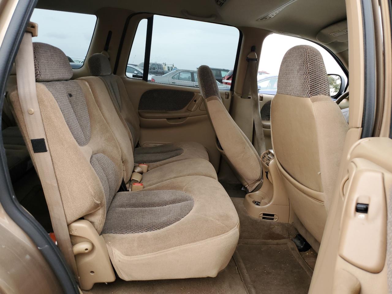 2000 Dodge Durango - Image 10