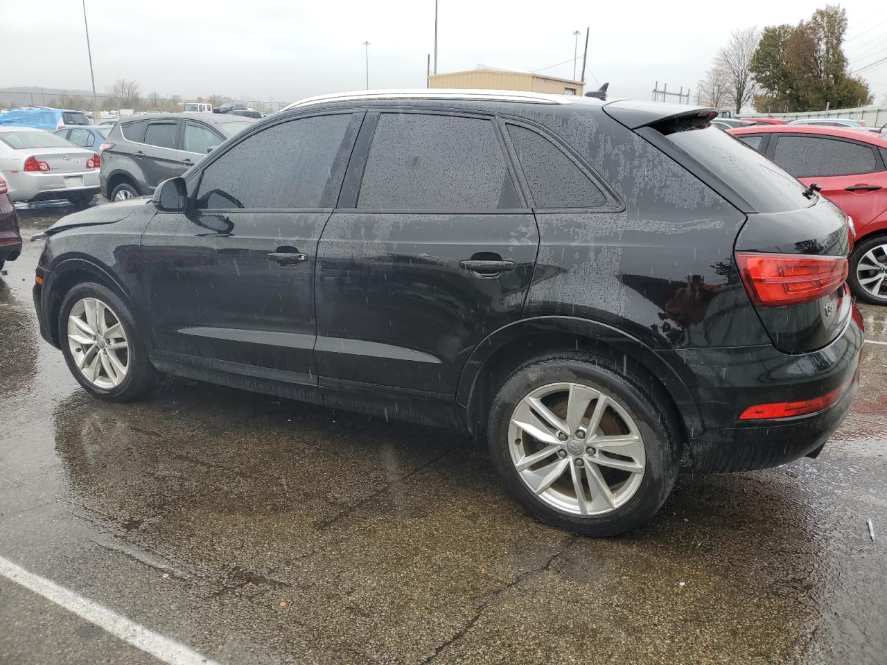 2017 Audi Q3 - Image 2