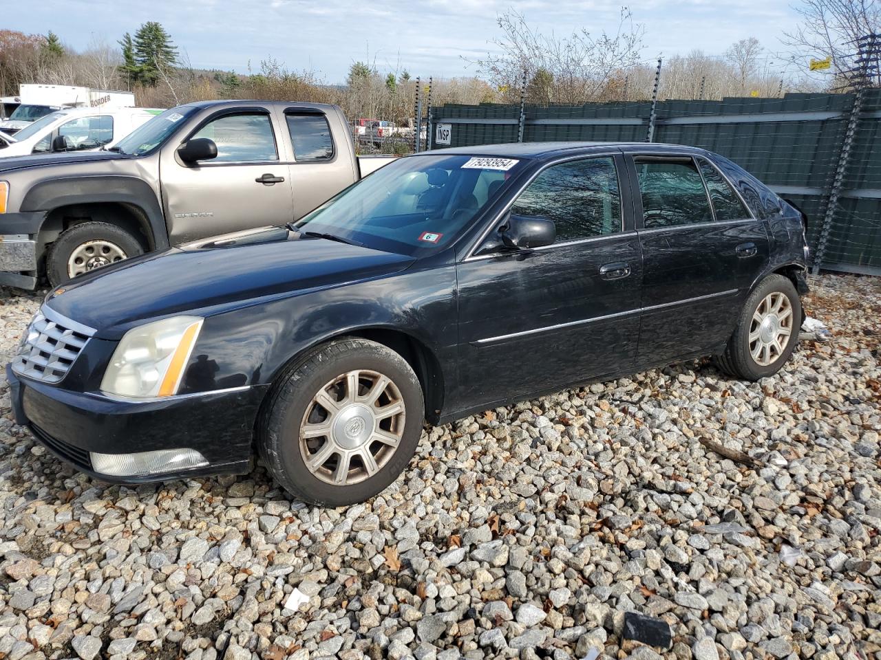 2011 Cadillac DTS - Image 1