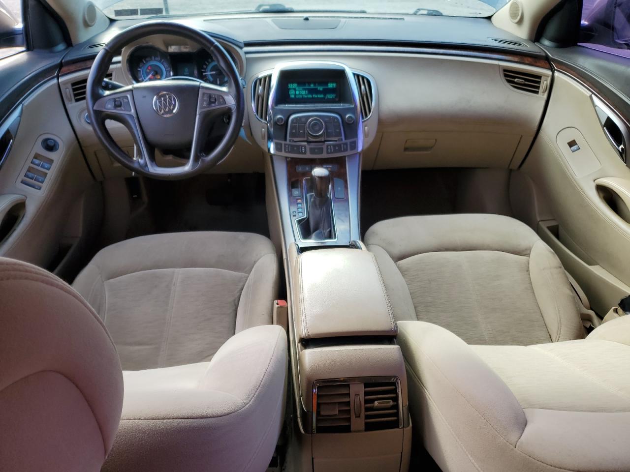 2010 Buick LaCrosse - Image 8