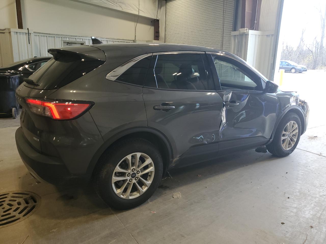 2020 Ford Escape - Image 3