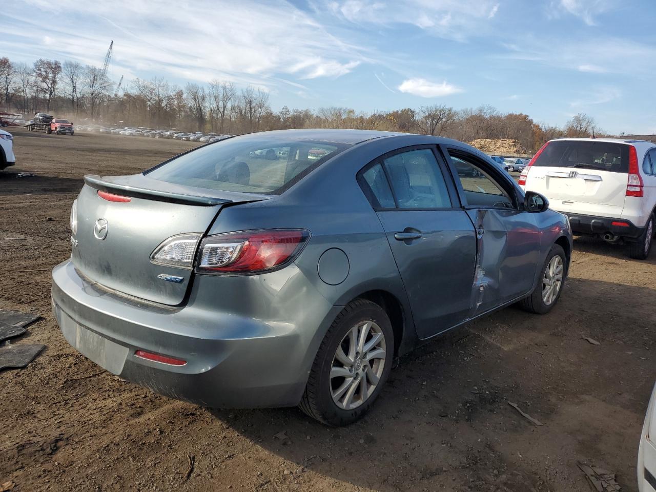 2012 Mazda 3 - Image 3