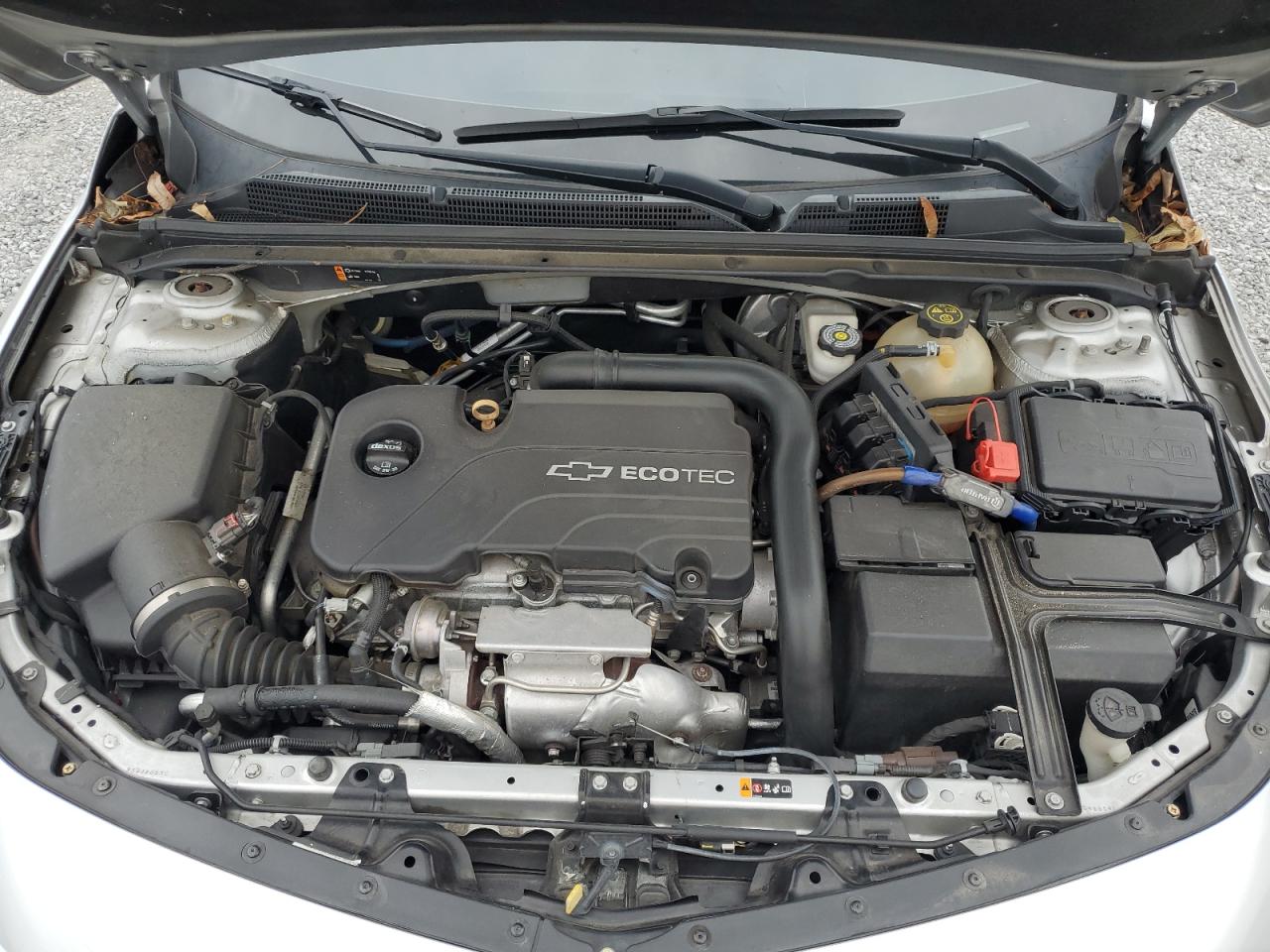 2016 Chevrolet Malibu - Image 11