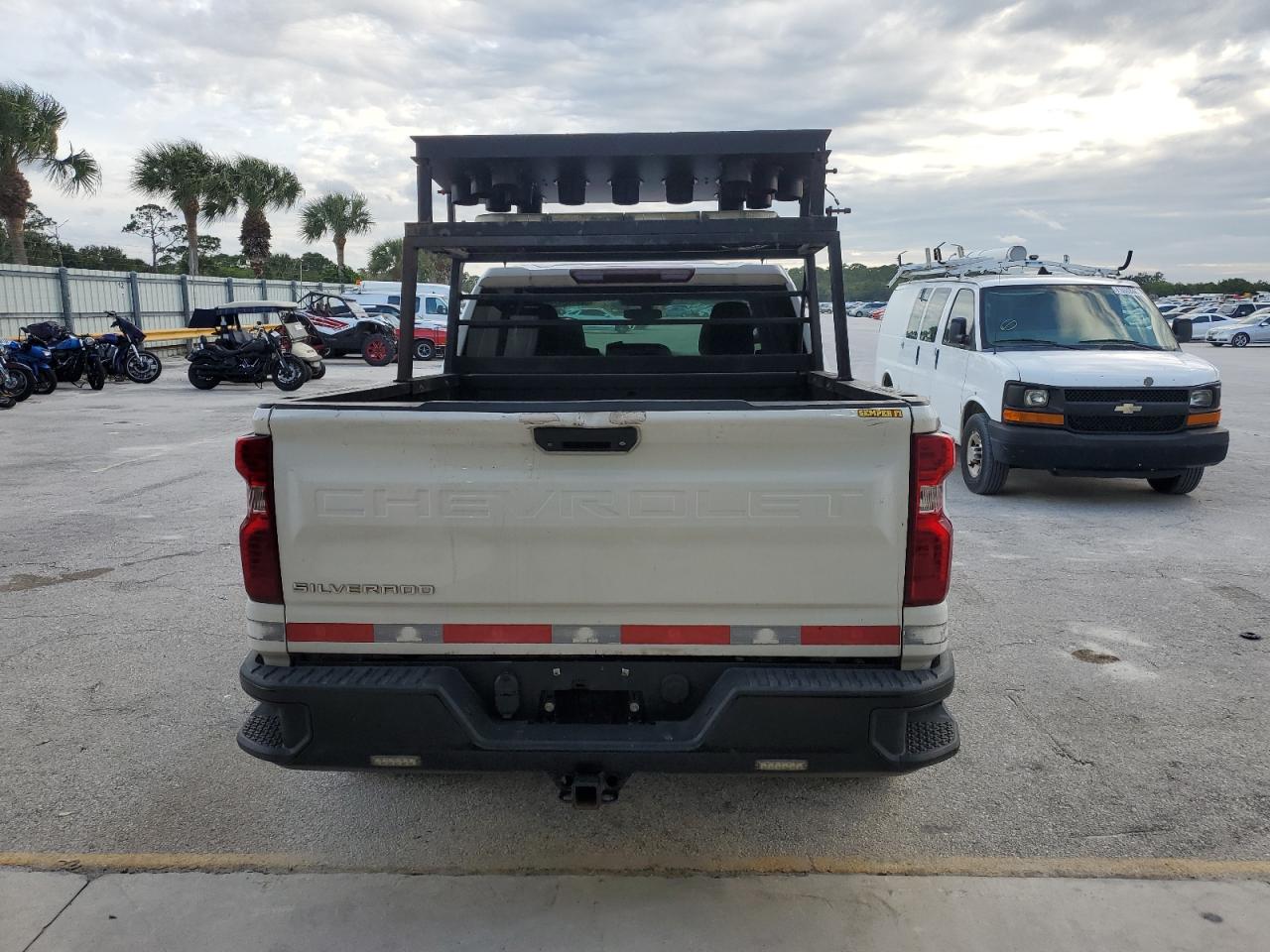 2019 Chevrolet Silverado C1500 VIN: 1GCRWAEH7KZ378261 Lot: 81537434