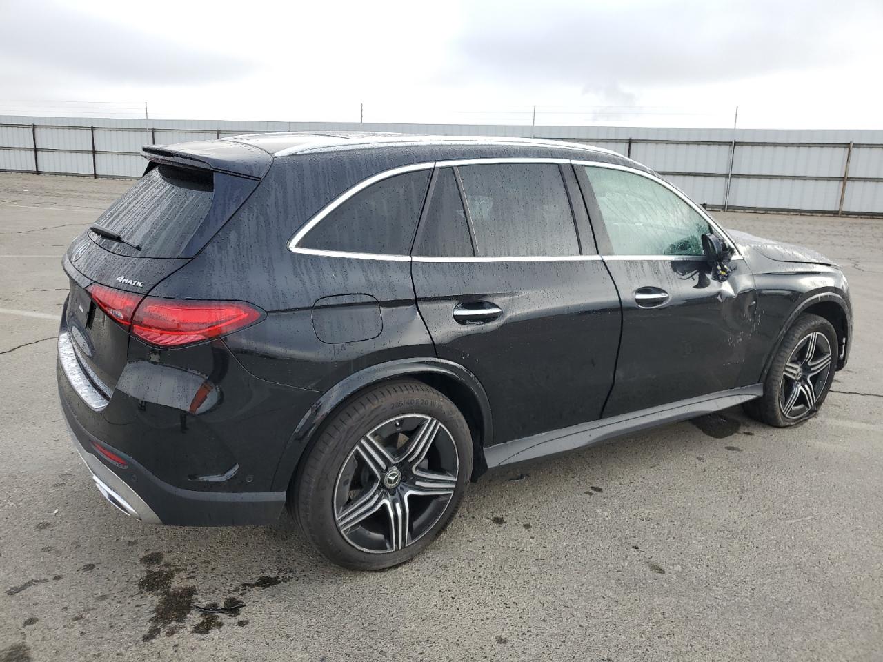 2024 Mercedes-Benz GLC - Image 3