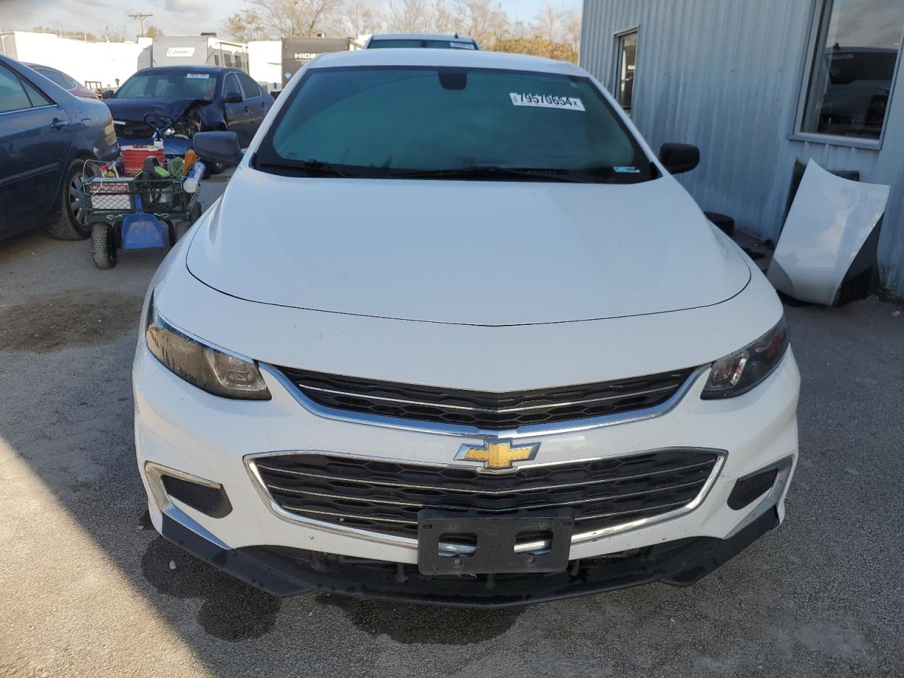 2018 Chevrolet Malibu - Image 5