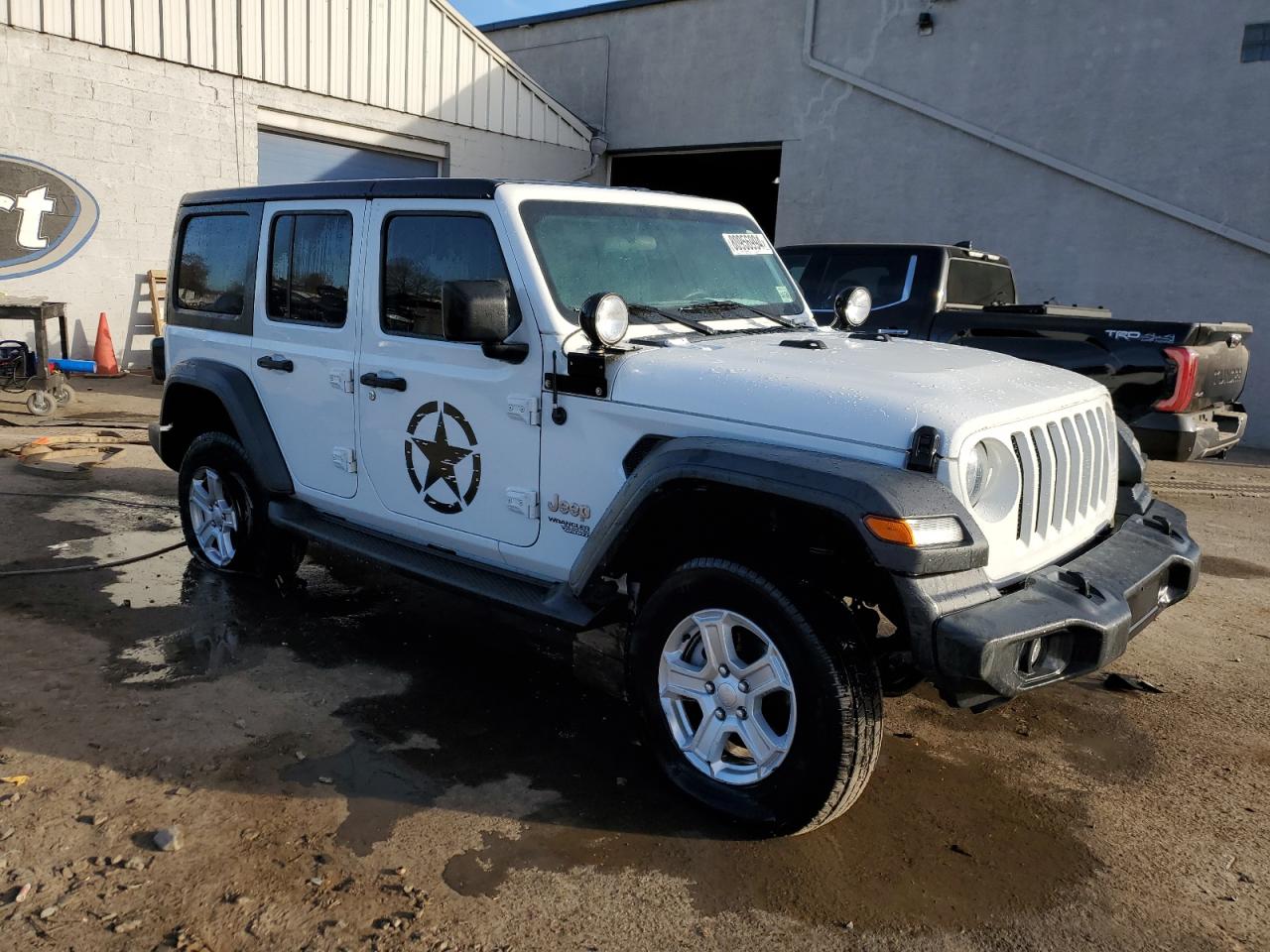 VIN 1C4HJXDG9KW505552 2019 JEEP WRANGLER no.4