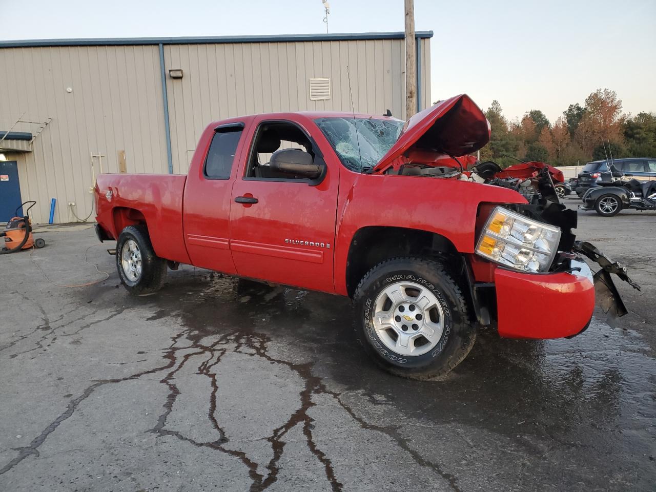 2009 Chevrolet Silverado - Image 4