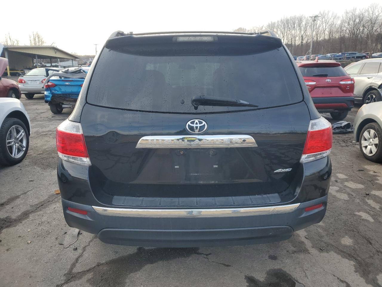 VIN 5TDBK3EH7DS225392 2013 TOYOTA HIGHLANDER no.6