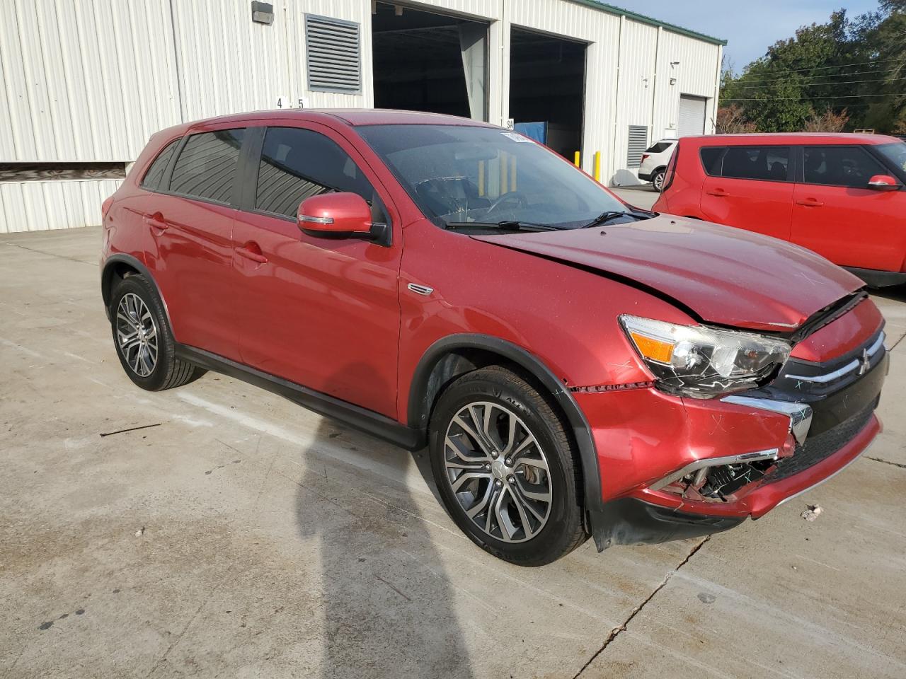 2019 Mitsubishi Outlander - Image 4