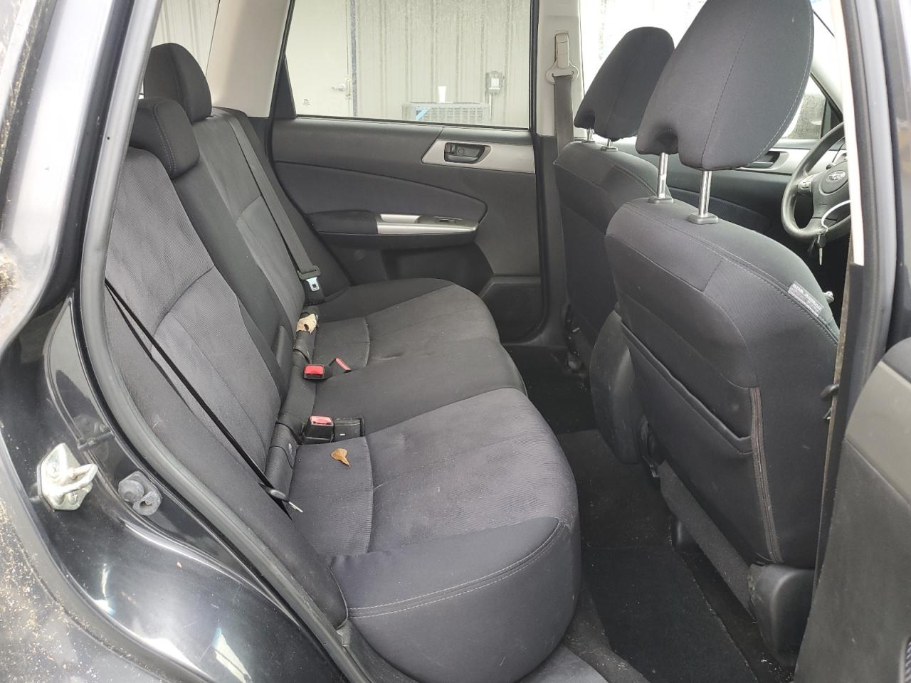 2010 Subaru Forester - Image 10