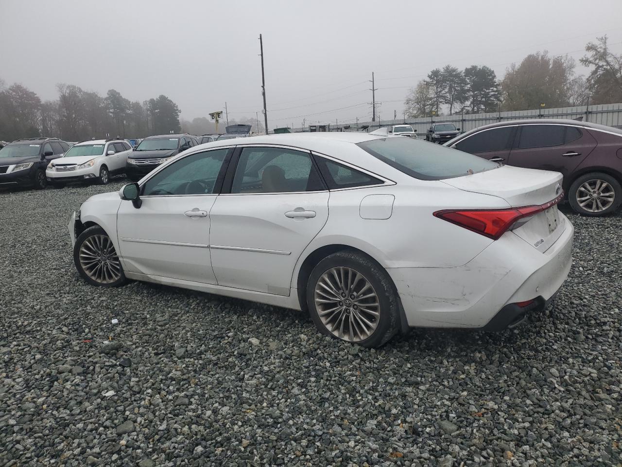 VIN 4T1BZ1FB7KU031802 2019 TOYOTA AVALON no.2