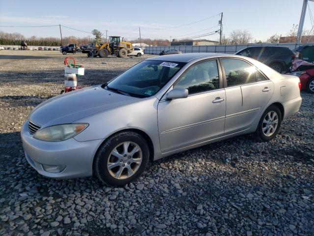 2005 Toyota Camry Le продається в Windsor, NJ - Front End