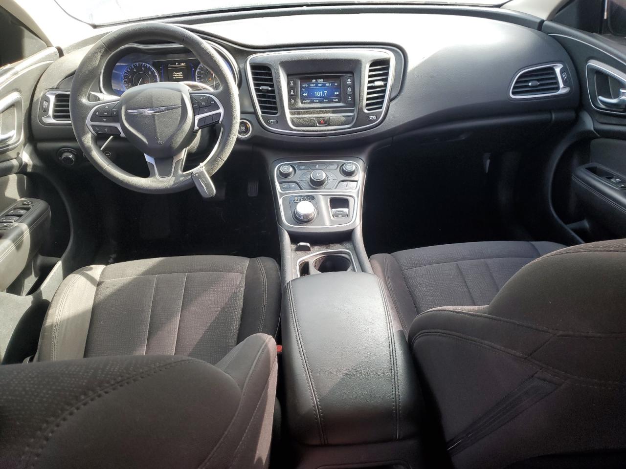 2015 Chrysler 200 - Image 8