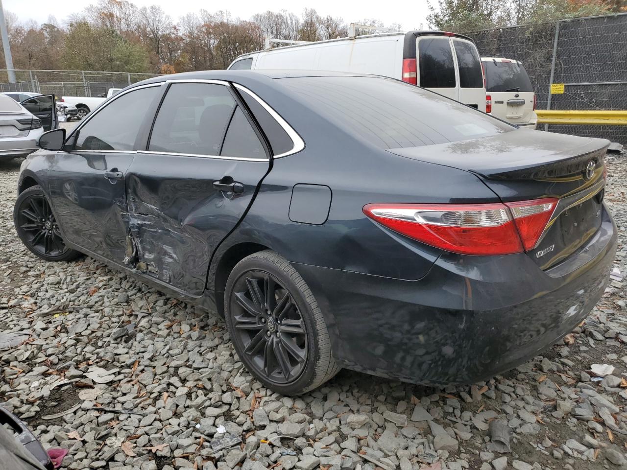 VIN 4T1BF1FK1HU315315 2017 TOYOTA CAMRY no.2