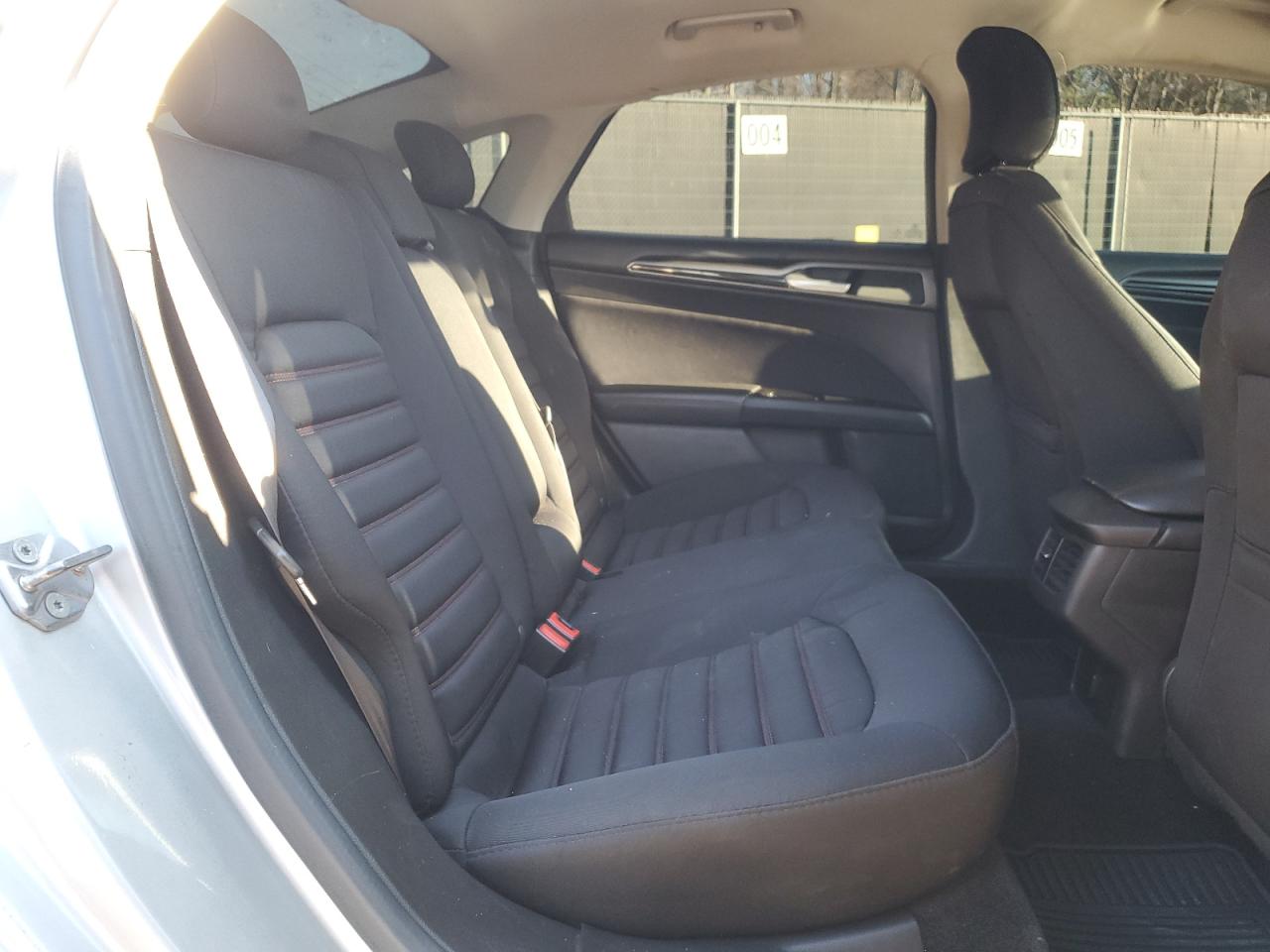 2016 Ford Fusion - Image 10