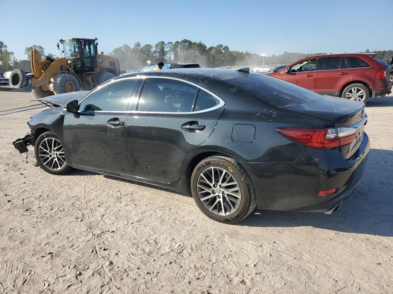 2017 Lexus ES - Image 2