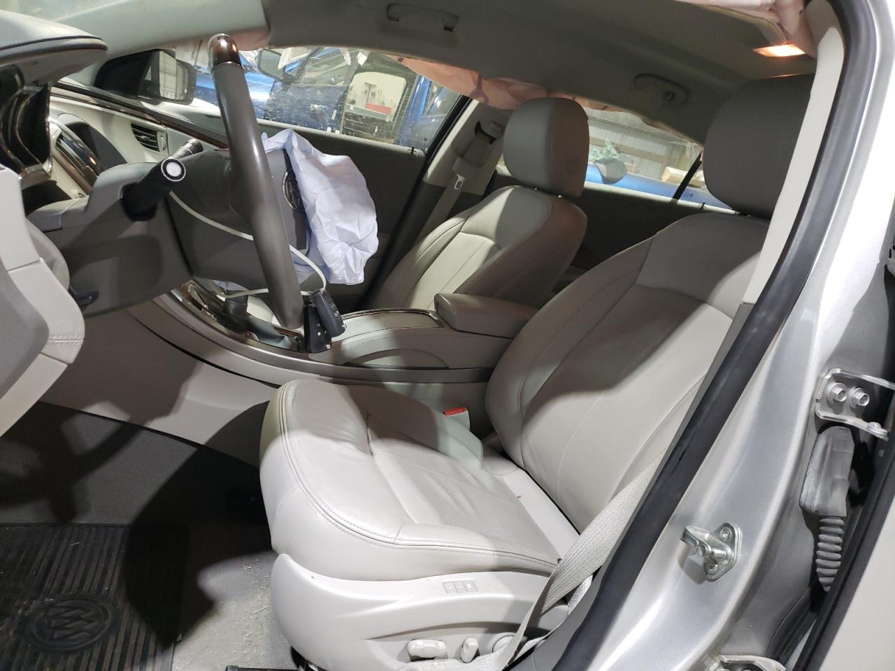 2011 Buick LaCrosse - Image 7