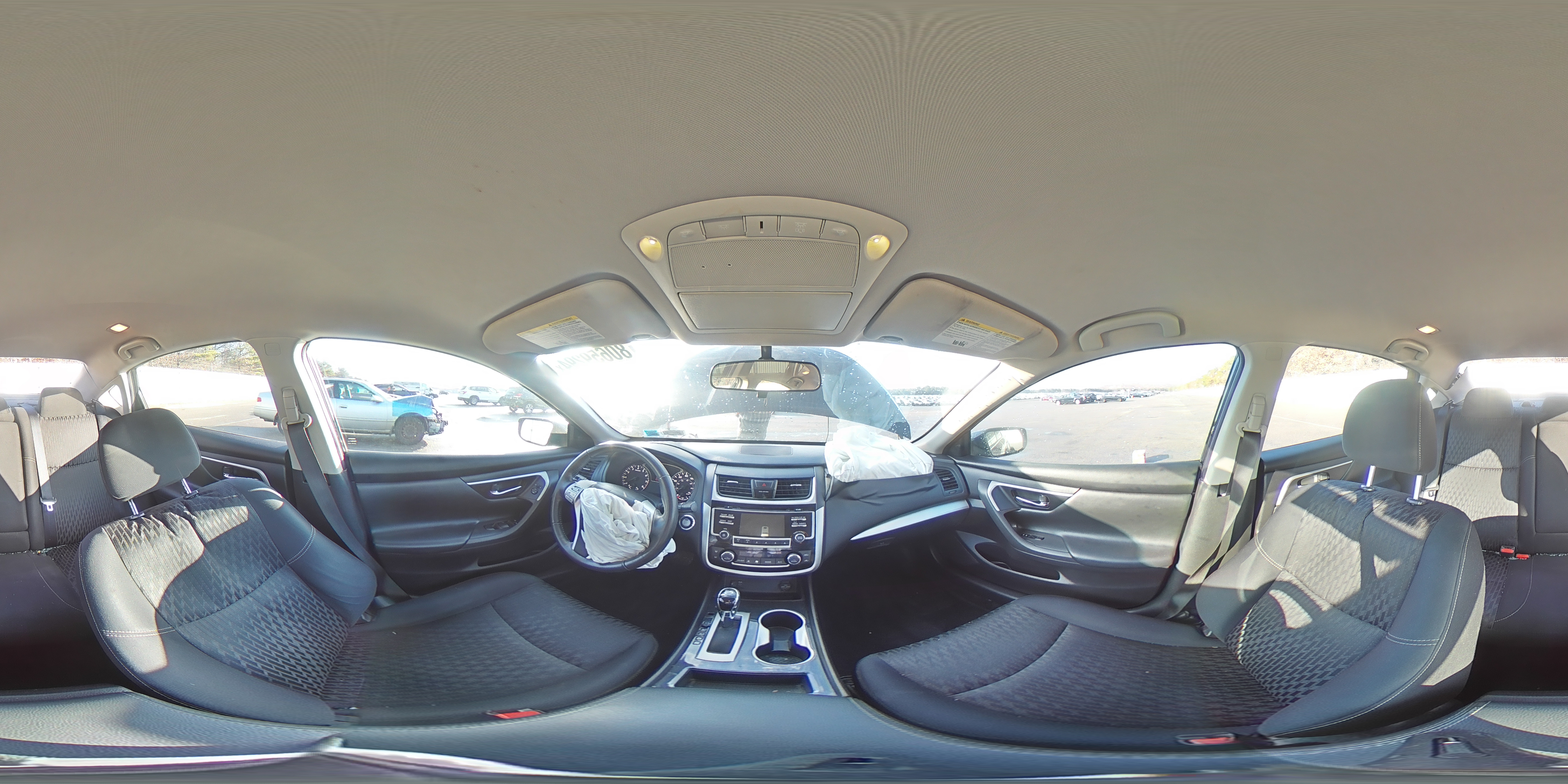 2018 Nissan Altima - Image 13