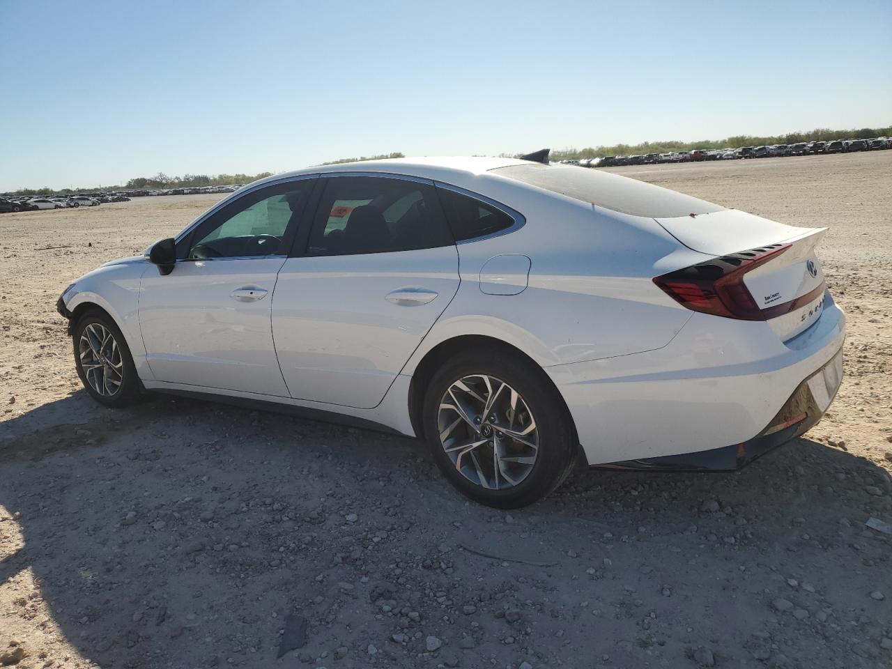 2022 Hyundai Sonata - Image 2
