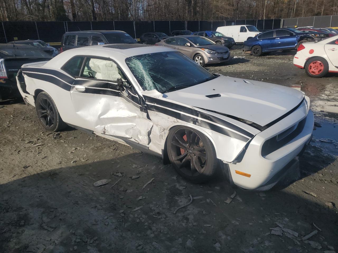 2014 Dodge Challenger - Image 4