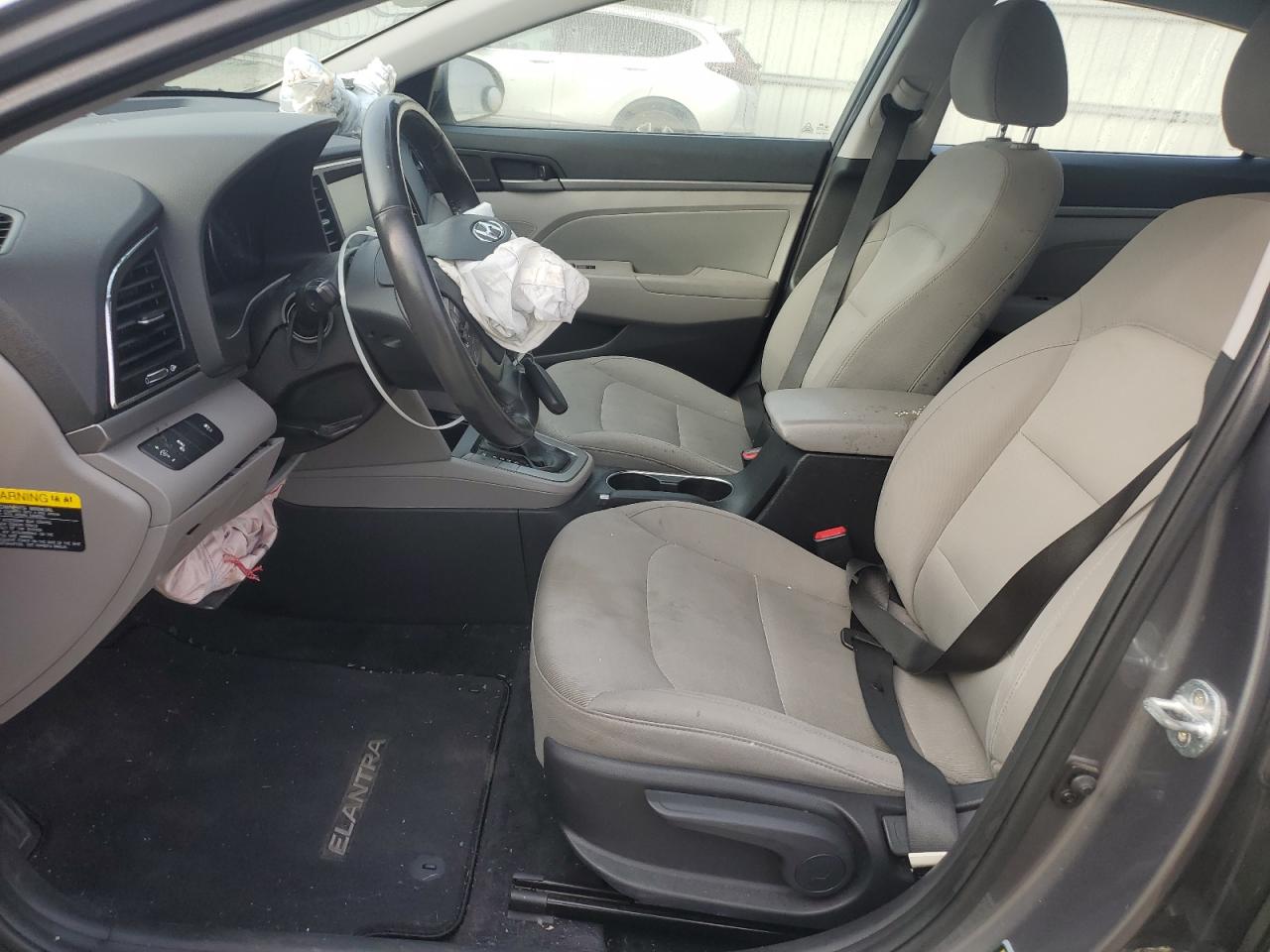 2018 Hyundai Elantra - Image 7