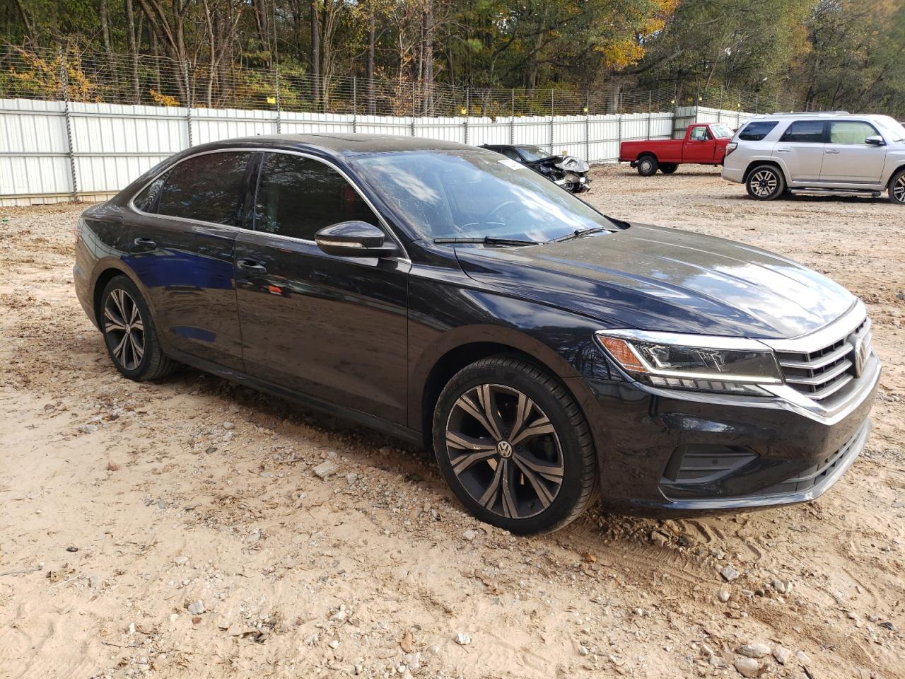 2020 Volkswagen Passat - Image 4