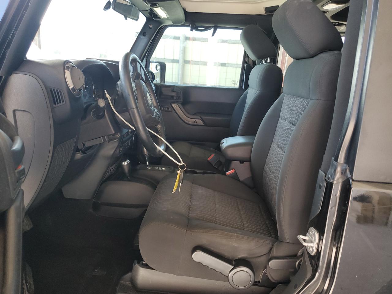 2012 Jeep Wrangler - Image 7