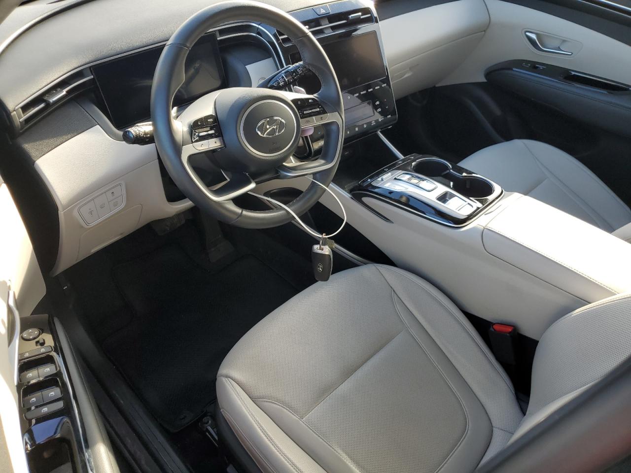 2023 Hyundai Tucson - Image 8