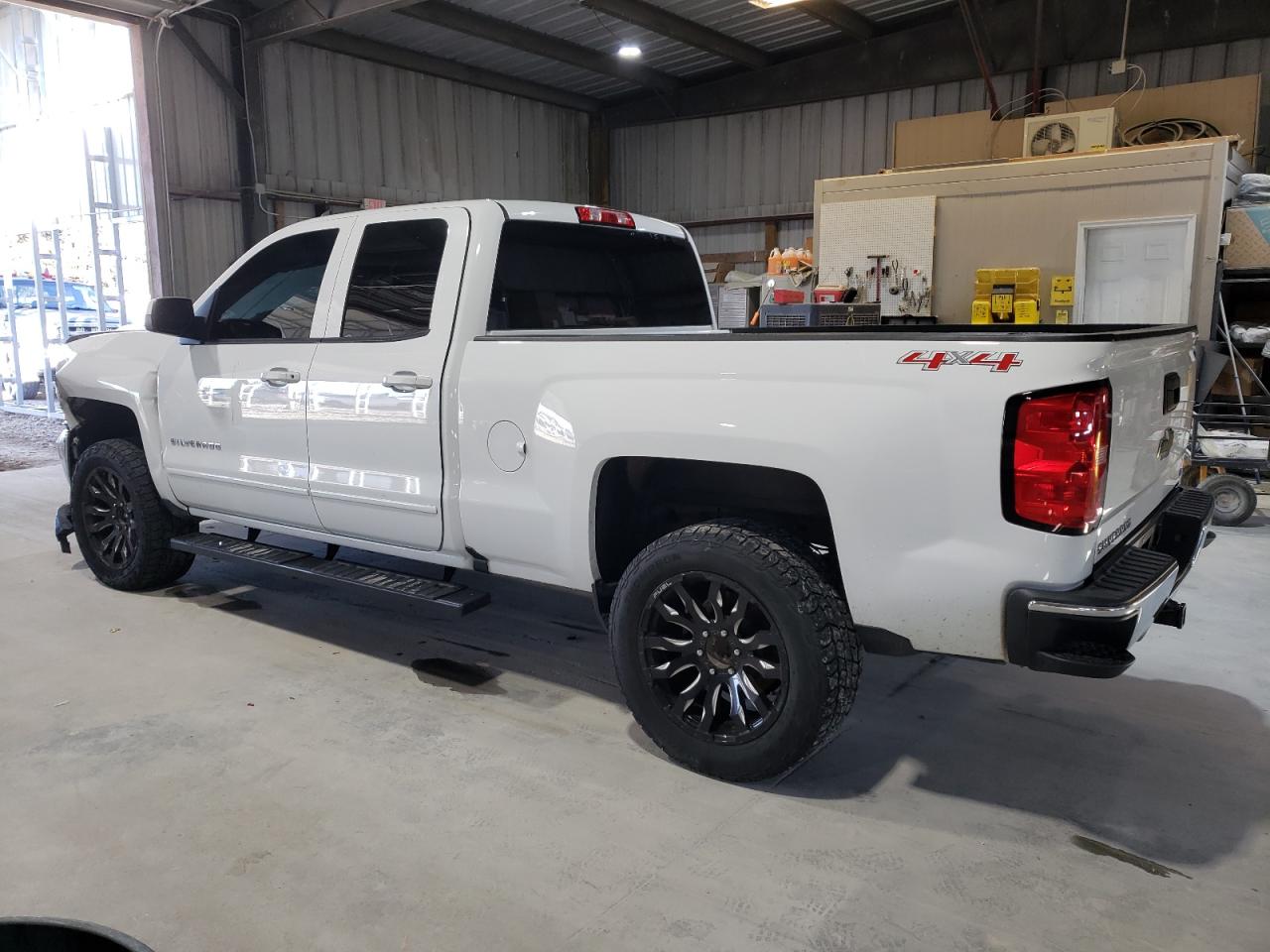 2017 Chevrolet Silverado - Image 2