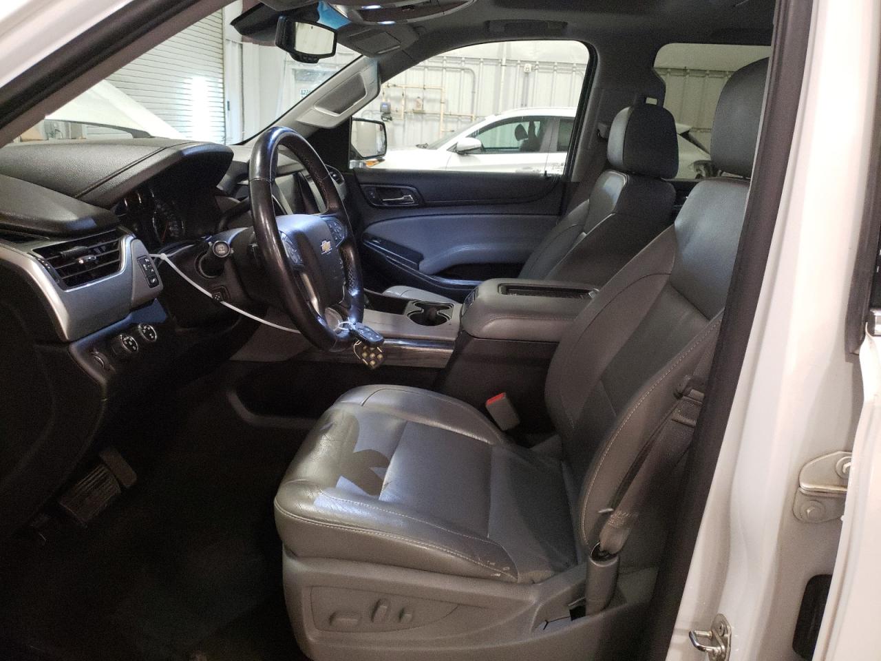 2016 Chevrolet Suburban - Image 7