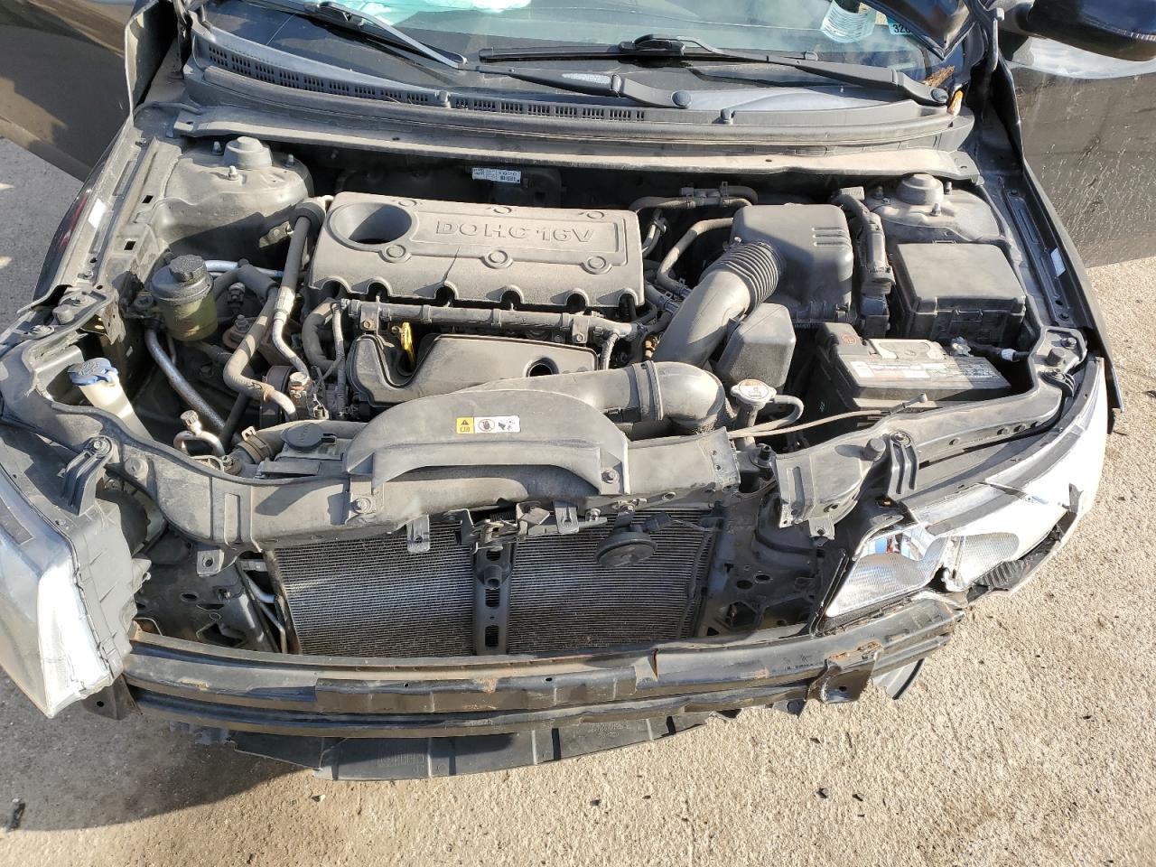 2013 Kia Forte - Image 12