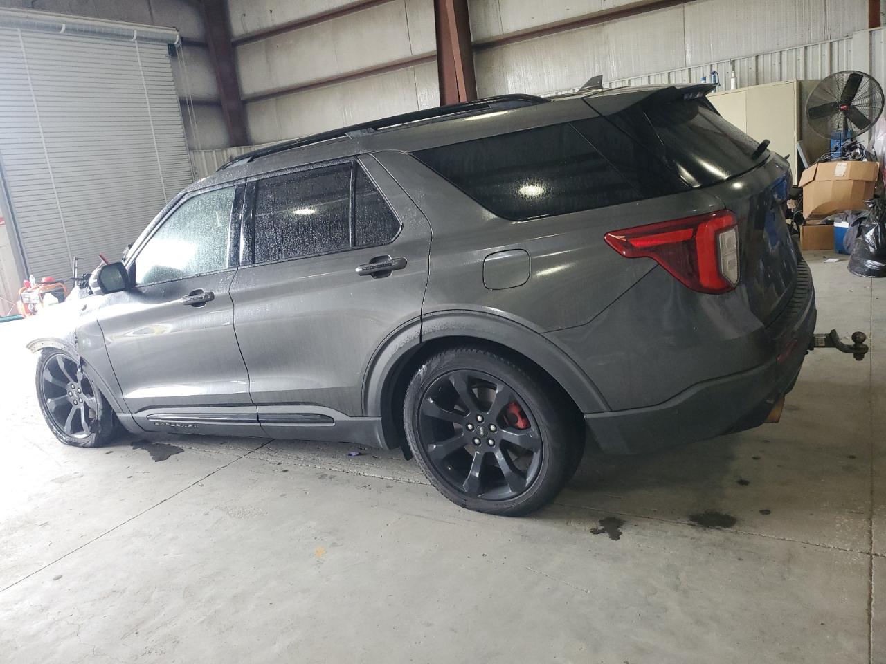2020 Ford Explorer - Image 2