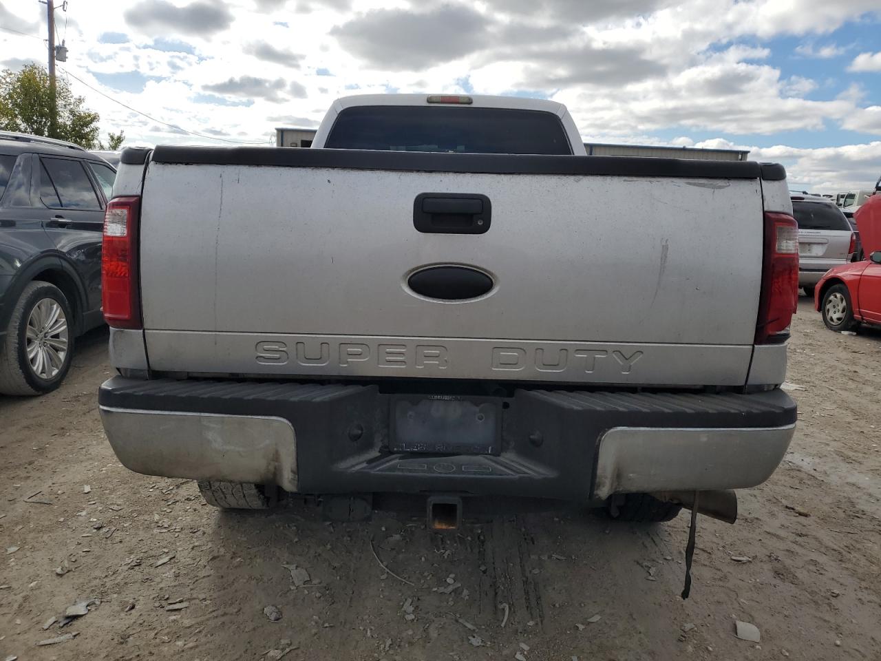 2011 Ford F350 - Image 6