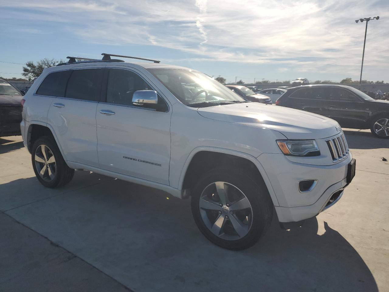 2015 Jeep Grand Cherokee - Image 4