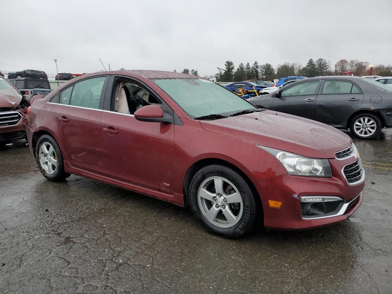 VIN 1G1PE5SB0G7197094 2016 CHEVROLET CRUZE no.4