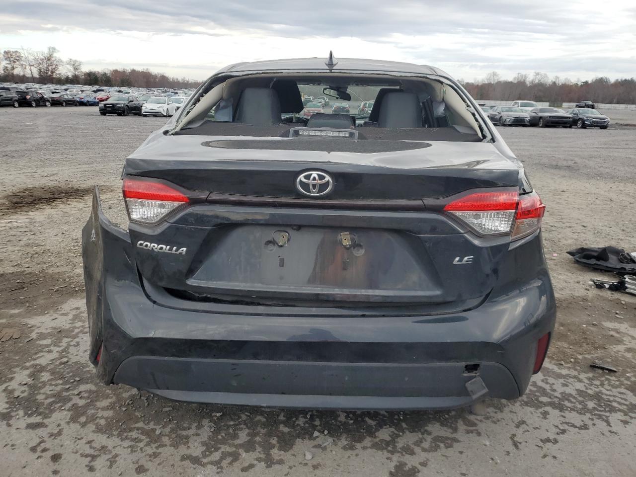 2022 Toyota Corolla - Image 6