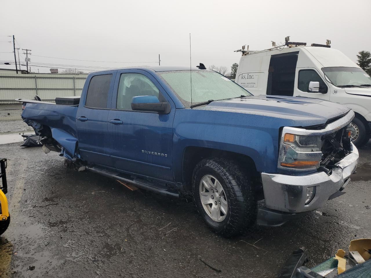 2017 Chevrolet Silverado - Image 4