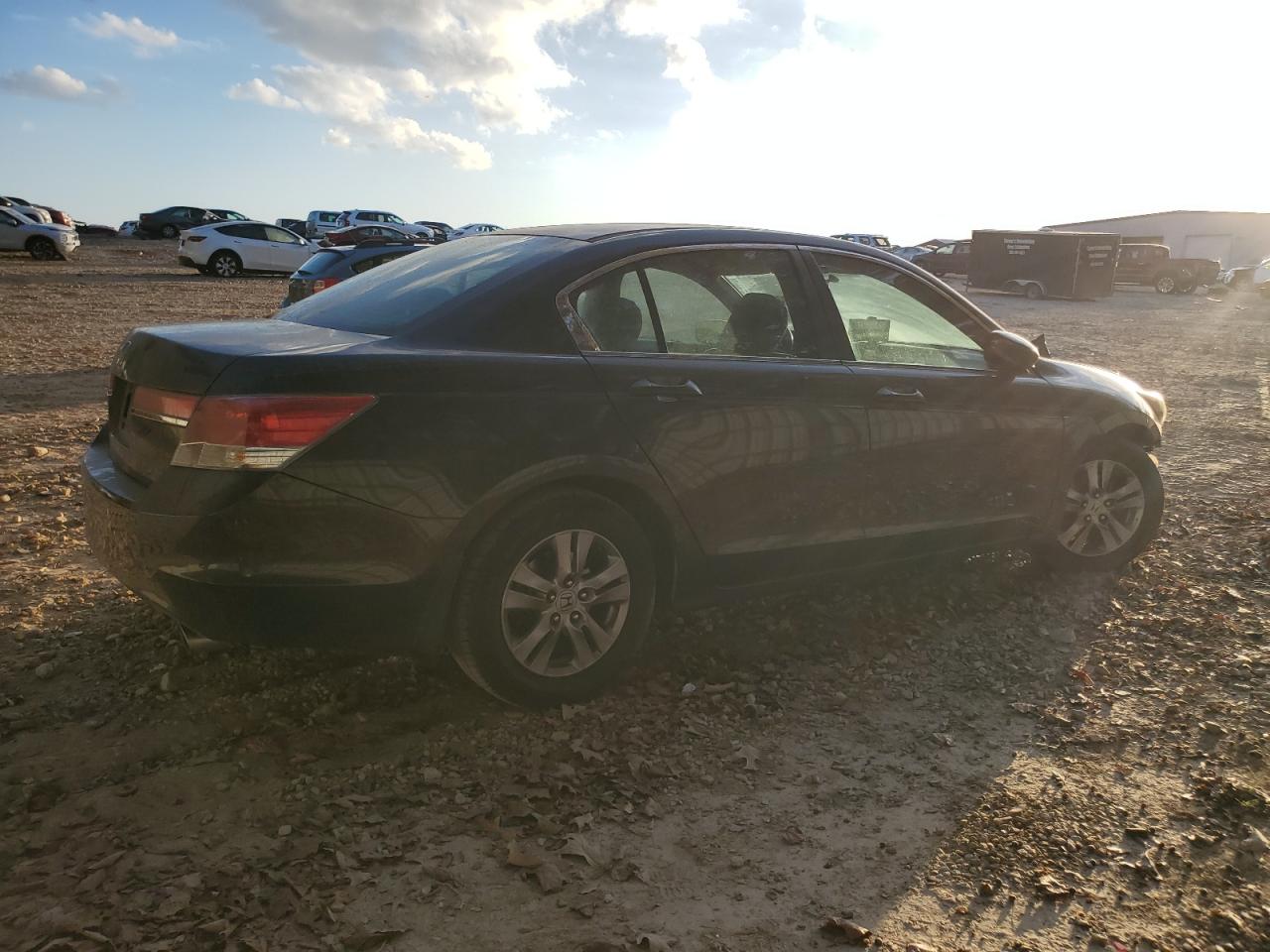 2012 Honda Accord - Image 3