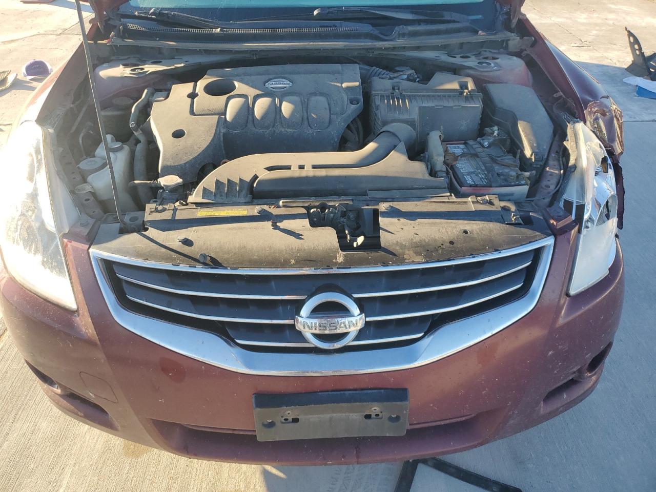 2012 Nissan Altima - Image 11