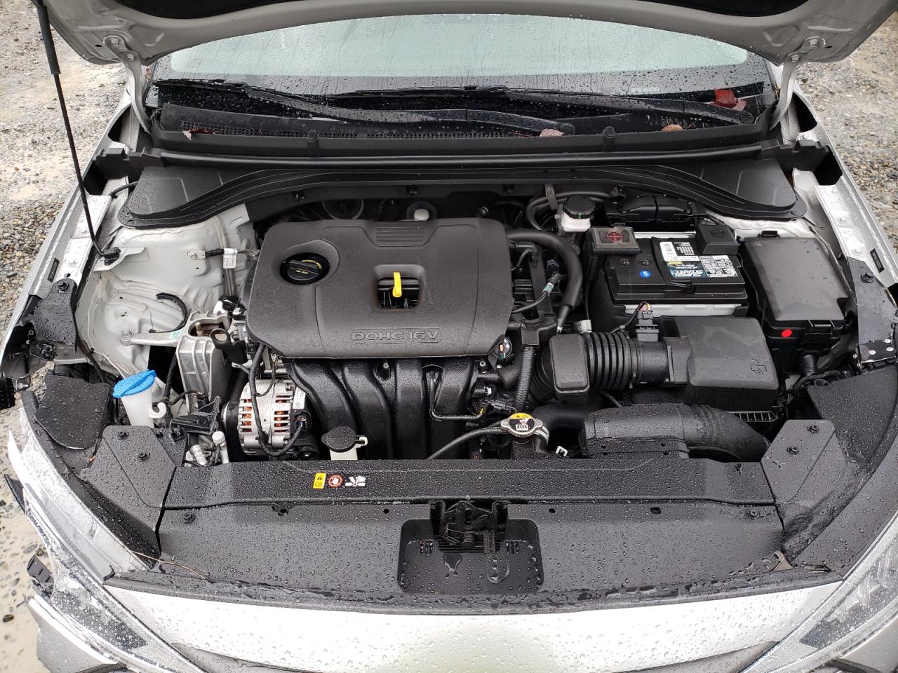 2020 Hyundai Elantra - Image 11